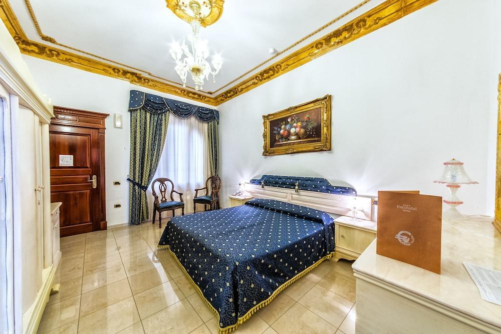 Euro Hotel Иглесиас Экстерьер фото
